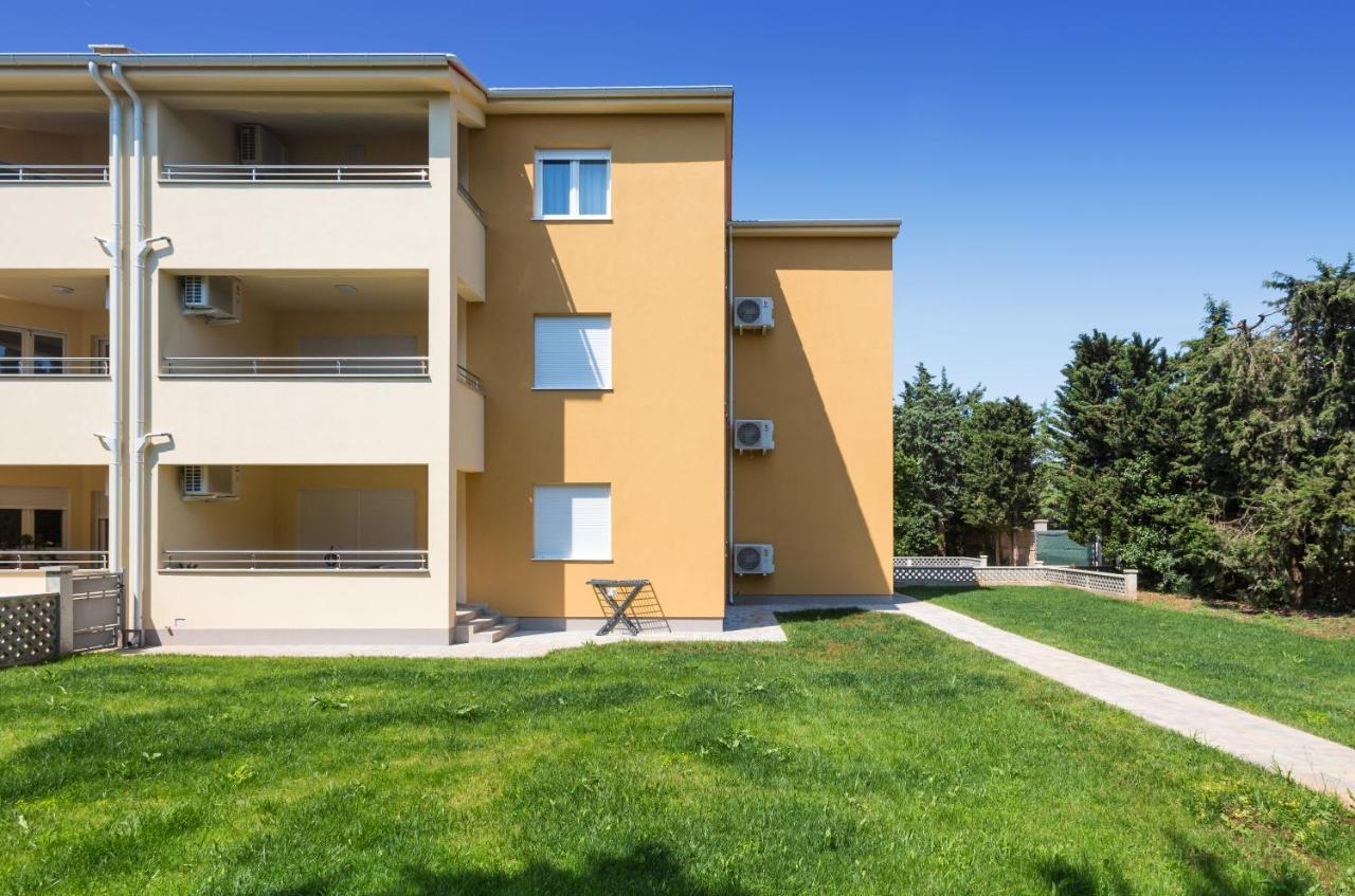 Sasa Apartman Medulin Kültér fotó