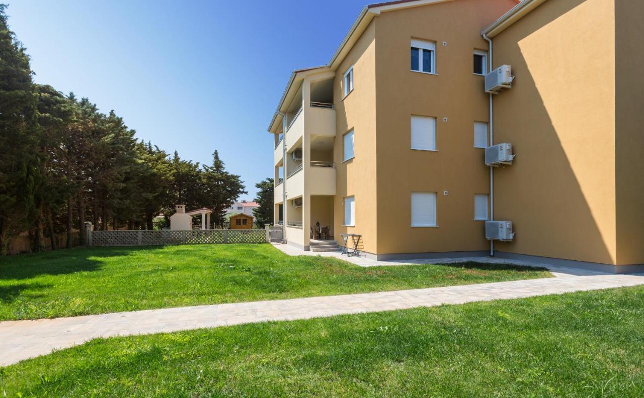 Sasa Apartman Medulin Kültér fotó
